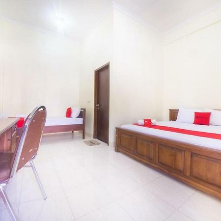 Reddoorz Near Nusa Cendana University Kupang  Bagian luar foto