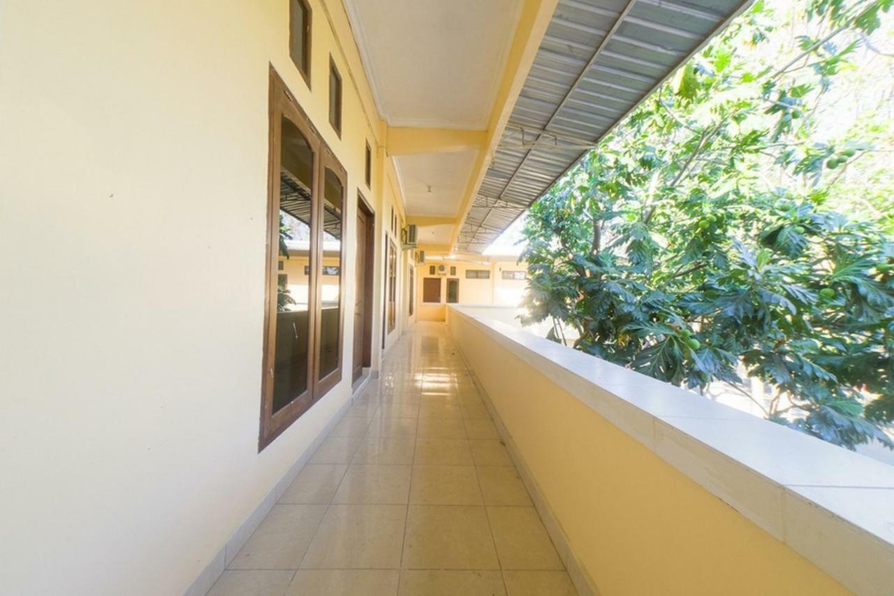Reddoorz Near Nusa Cendana University Kupang  Bagian luar foto
