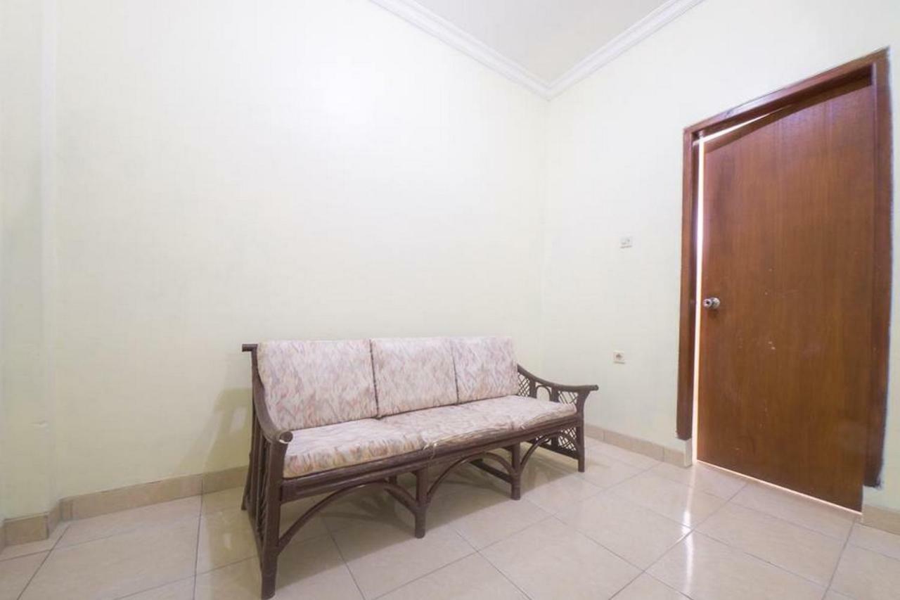Reddoorz Near Nusa Cendana University Kupang  Bagian luar foto
